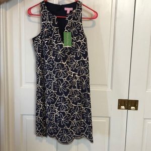 Lilly Pulitzer Navy and Gold shift dress